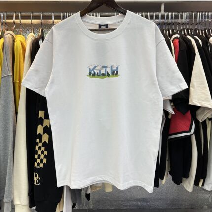 KITH Trendy Graphic Tees for Men & Women